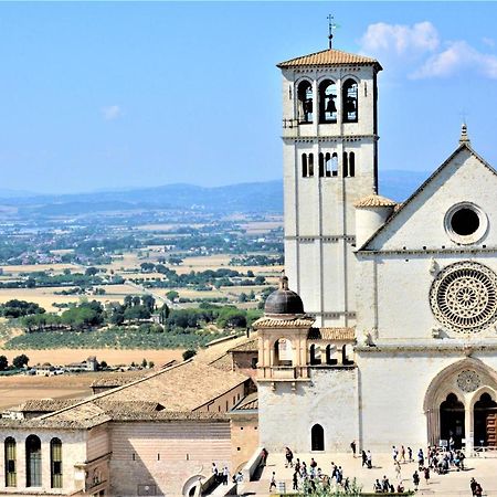 Palazzo Calocci Appartamenti In Asís Exterior foto